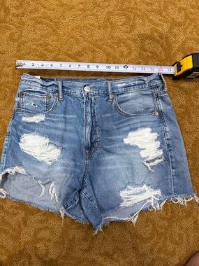 American Eagle distressed Jean shorts - size 12